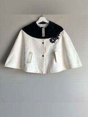 Janie and Jack NEW cape white black girls 10 12 jacket poncho buttons collar